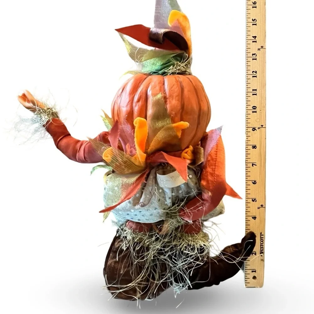 Katherine’s Collection Signed Wayne Kelski Pumpkin Jack Shelf Sitter- Halloween